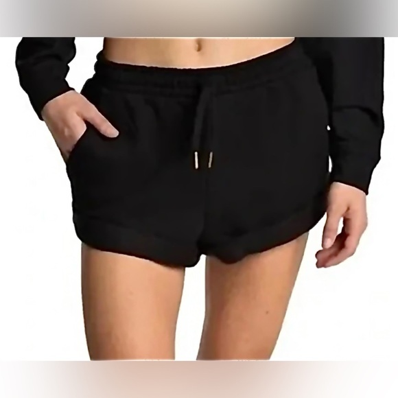 WeWoreWhat Pants - We Wore What Women’s Solid Black Pull On Sweat Shorts - Size L